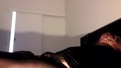 Snapshot of full4cefull chatting on March 9, 2025, 7:37 pm Pizzaz online show from March 9, 2025, 7:37 pm