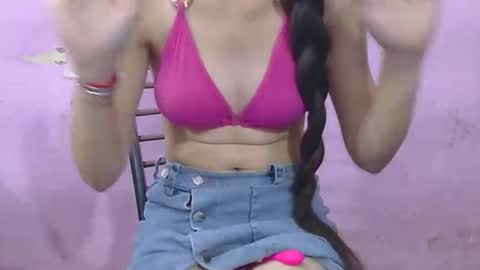 Snapshot of full_fun_girl55 chatting on September 25, 2025, 4:38 am full_fun_girl55 online show from September 25, 2025, 4:38 am