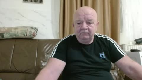 fullballs6 online show from February 15, 2026, 3:14 am