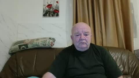 fullballs6 online show from February 22, 2026, 3:40 am