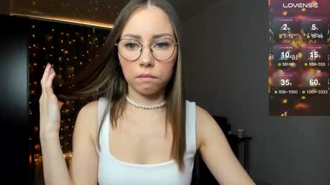 Snapshot of fun__nd__bun chatting on October 12, 2025, 1:48 am fun__nd__bun online show from October 12, 2025, 1:48 am