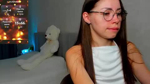 fun__nd__bun online show from July 24, 2026, 2:53 am