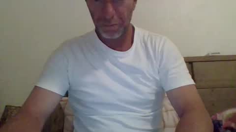 funaussieguy80 online show from April 21, 2026, 3:46 am