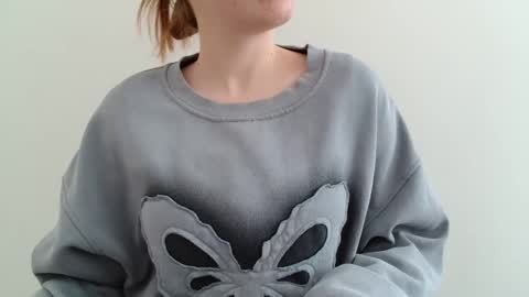 Emma online show from April 27, 2026, 9:07 am