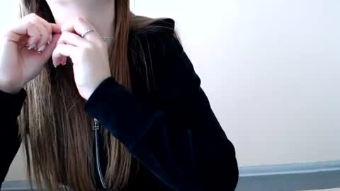 Emma online show from June 15, 2026, 10:06 am