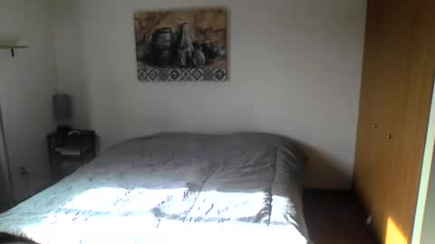 Linnys Palace online show from November 19, 2025, 5:13 pm