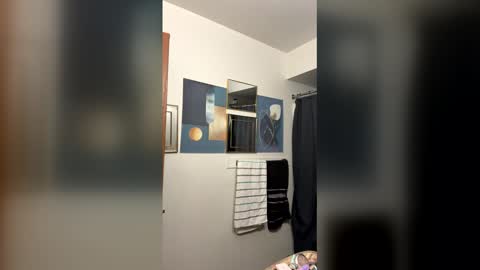 Linnys Palace online show from March 6, 2026, 5:53 pm