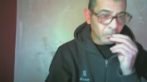 funic723 online show from April 4, 2026, 6:11 am