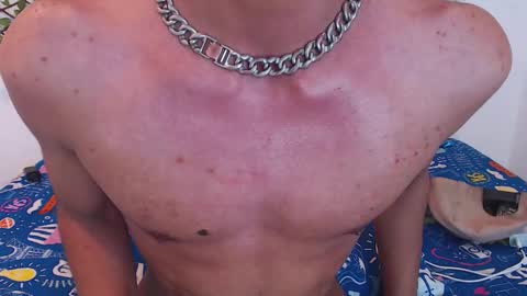 Snapshot of funny_and_horny chatting on September 27, 2025, 5:34 am funny_and_horny online show from September 27, 2025, 5:34 am