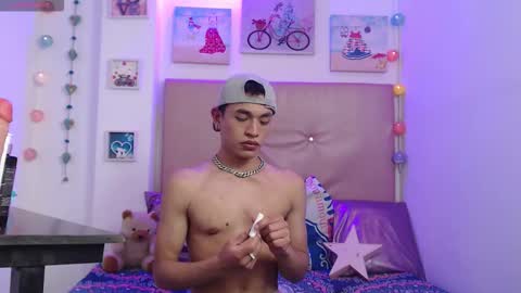 Snapshot of funny_and_horny chatting on November 29, 2025, 3:09 am funny_and_horny online show from November 29, 2025, 3:09 am