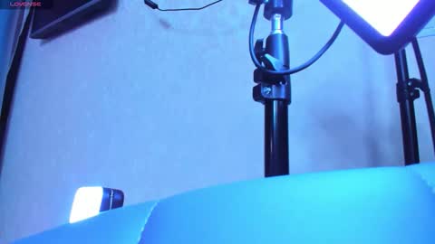 Just yours blondi 3 online show from October 26, 2025, 5:52 pm