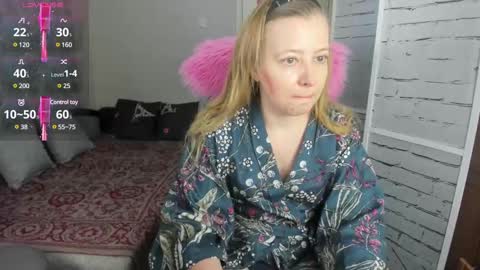 funny_bunny4 online show from March 9, 2025, 4:44 pm