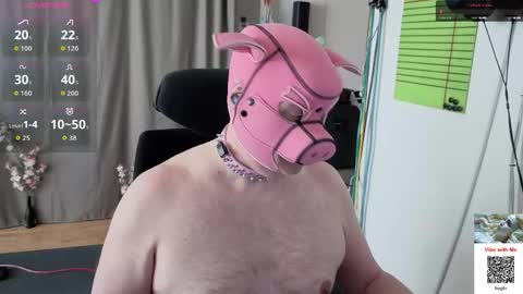 Piggy online show from May 5, 2026, 2:47 pm