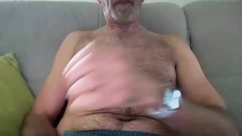 Snapshot of funwithbrad chatting on May 7, 2026, 12:21 pm Brad online show from May 7, 2026, 12:21 pm