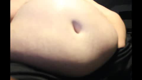 Snapshot of fuqhuntr chatting on April 18, 2026, 4:27 am FUCK HUNTERS online show from April 18, 2026, 4:27 am