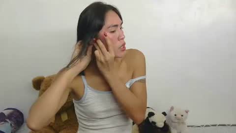 Snapshot of furbby_foxy chatting on November 27, 2025, 2:35 am LIL LEE online show from November 27, 2025, 2:35 am