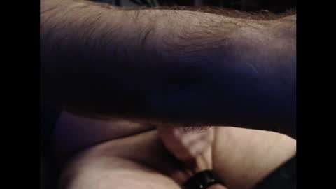 Snapshot of furfeelsbetter chatting on June 9, 2026, 4:46 am furfeelsbetter online show from June 9, 2026, 4:46 am