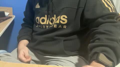 Snapshot of fuzitzu2 chatting on January 19, 2026, 8:07 am fuzitzu2 online show from January 19, 2026, 8:07 am