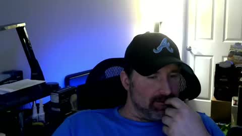 Snapshot of fuzz08 chatting on July 14, 2026, 8:03 pm fuzz08 online show from July 14, 2026, 8:03 pm