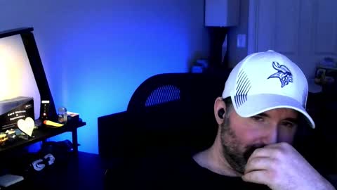 fuzz69_ online show from February 8, 2026, 2:09 pm