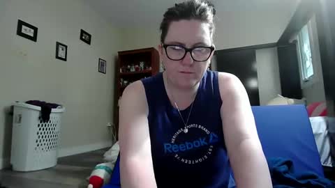 Snapshot of fuzzypeaches87 chatting on May 23, 2026, 3:16 pm fuzzypeaches87 online show from May 23, 2026, 3:16 pm