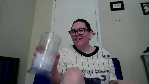 Snapshot of fuzzypeaches87 chatting on May 28, 2026, 3:53 pm fuzzypeaches87 online show from May 28, 2026, 3:53 pm