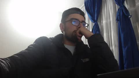 Snapshot of fvckhorneyguy chatting on February 7, 2025, 1:36 am andrew online show from February 7, 2025, 1:36 am