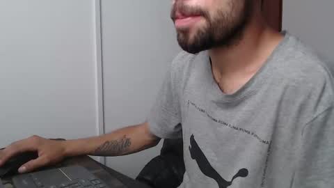 Snapshot of fvckhorneyguy chatting on February 11, 2025, 4:46 pm andrew online show from February 11, 2025, 4:46 pm