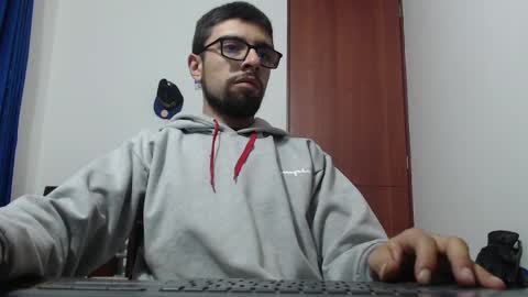 Snapshot of fvckhorneyguy chatting on February 26, 2025, 3:42 am andrew online show from February 26, 2025, 3:42 am