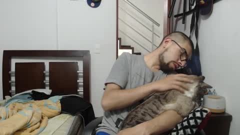 Snapshot of fvckhorneyguy chatting on March 7, 2025, 1:09 am andrew online show from March 7, 2025, 1:09 am