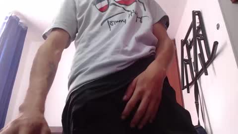 Snapshot of fvckhorneyguy chatting on March 12, 2025, 3:18 pm andrew online show from March 12, 2025, 3:18 pm