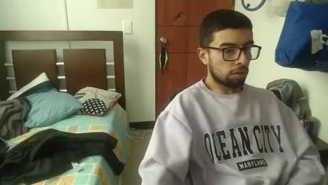 Snapshot of fvckhorneyguy chatting on October 21, 2025, 4:19 pm andrew online show from October 21, 2025, 4:19 pm