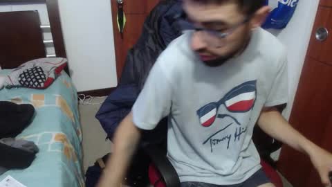 Snapshot of fvckhorneyguy chatting on October 25, 2025, 1:18 pm andrew online show from October 25, 2025, 1:18 pm