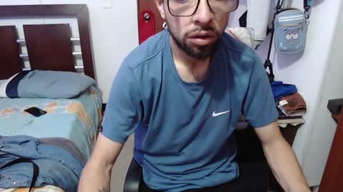 Snapshot of fvckhorneyguy chatting on December 15, 2025, 4:22 pm andrew online show from December 15, 2025, 4:22 pm