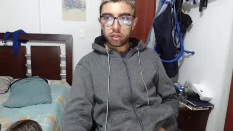 Snapshot of fvckhorneyguy chatting on February 27, 2026, 9:53 am andrew online show from February 27, 2026, 9:53 am