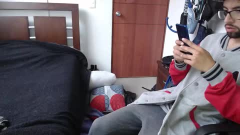 Snapshot of fvckhorneyguy chatting on March 20, 2026, 10:25 pm andrew online show from March 20, 2026, 10:25 pm