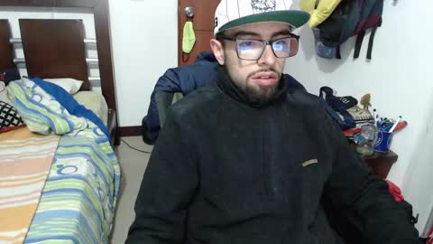 Snapshot of fvckhorneyguy chatting on June 6, 2026, 7:13 am andrew online show from June 6, 2026, 7:13 am