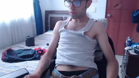 Snapshot of fvckhorneyguy chatting on June 13, 2026, 6:39 pm andrew online show from June 13, 2026, 6:39 pm