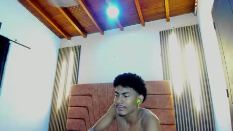 fykmor online show from November 12, 2025, 8:19 pm