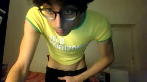 Snapshot of g1ulioo chatting on November 20, 2025, 10:48 am g1ulioo online show from November 20, 2025, 10:48 am