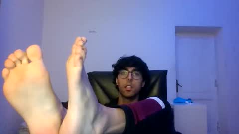 Snapshot of g1ulioo chatting on November 24, 2025, 11:59 pm g1ulioo online show from November 24, 2025, 11:59 pm