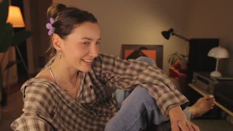 Snapshot of g_ia chatting on December 3, 2024, 6:06 pm G online show from December 3, 2024, 6:06 pm