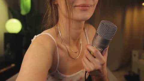 Snapshot of g_ia chatting on February 25, 2025, 9:02 pm G online show from February 25, 2025, 9:02 pm