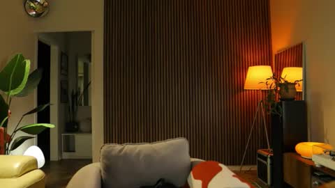 Snapshot of g_ia chatting on September 15, 2025, 5:13 pm G online show from September 15, 2025, 5:13 pm