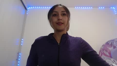 Gabriela online show from April 18, 2026, 10:10 pm