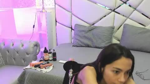 Snapshot of gabbieskinny chatting on June 11, 2026, 10:35 am gabbieskinny online show from June 11, 2026, 10:35 am