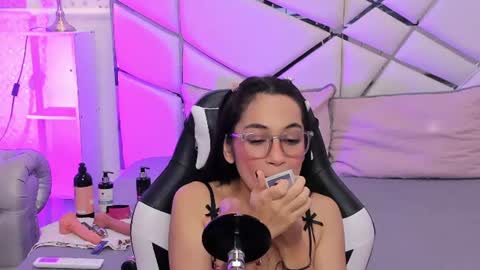 Snapshot of gabbieskinny chatting on June 14, 2026, 3:52 am gabbieskinny online show from June 14, 2026, 3:52 am