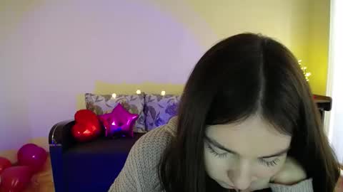 Jaklin online show from February 10, 2025, 11:57 am