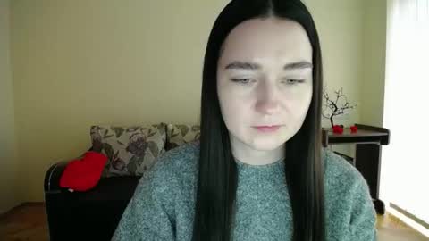 Jaklin online show from November 8, 2025, 9:42 am