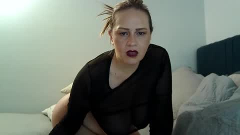 Snapshot of gabby_stone32 chatting on December 10, 2024, 5:39 am gabby online show from December 10, 2024, 5:39 am